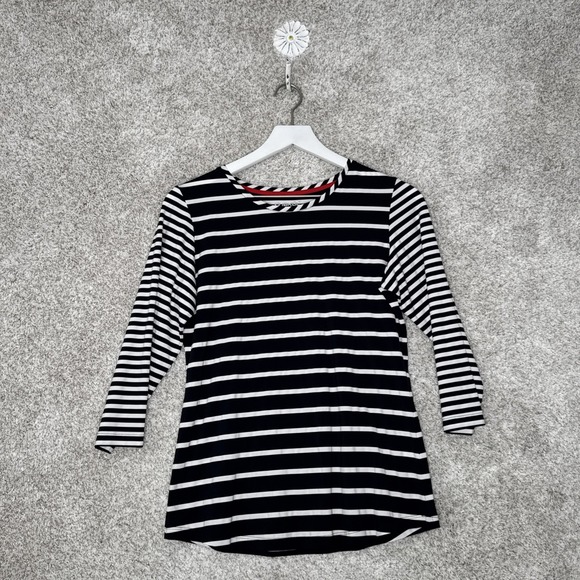 IBKUL Tops - IBKUL Pullover Top Small Stripe Black &‎ White UPF 50 Long Sleeve Golf Tennis